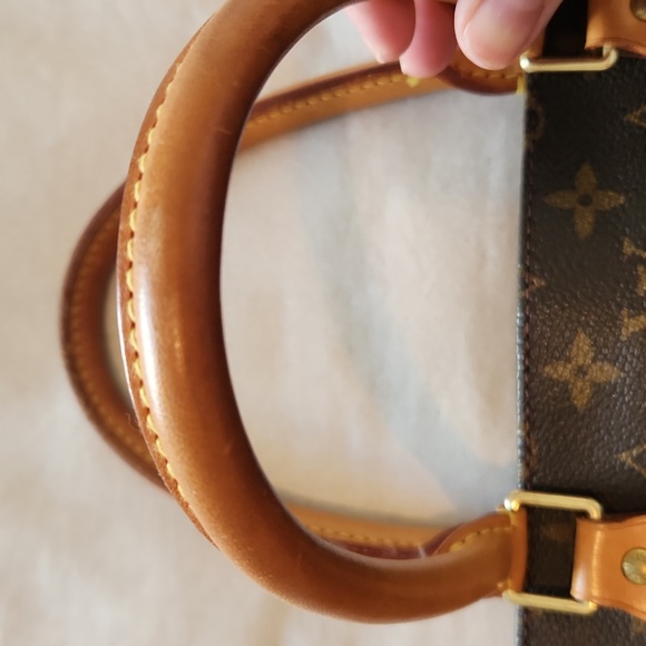 Vintage 90s Louis Vuitton Magazine Bag - Picture 5 of 17